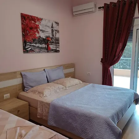 Eclipse Apartment *